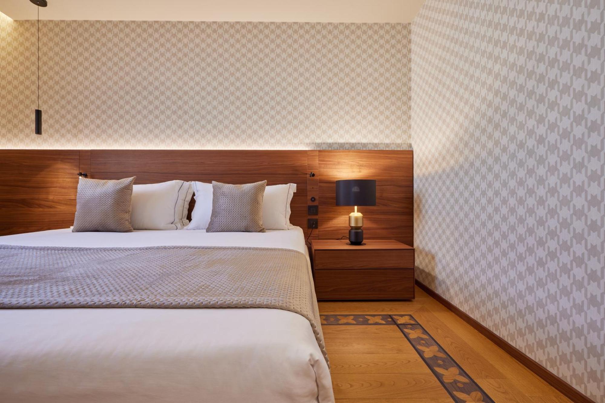 Valis Luxury Hotel Vlorë Quarto foto