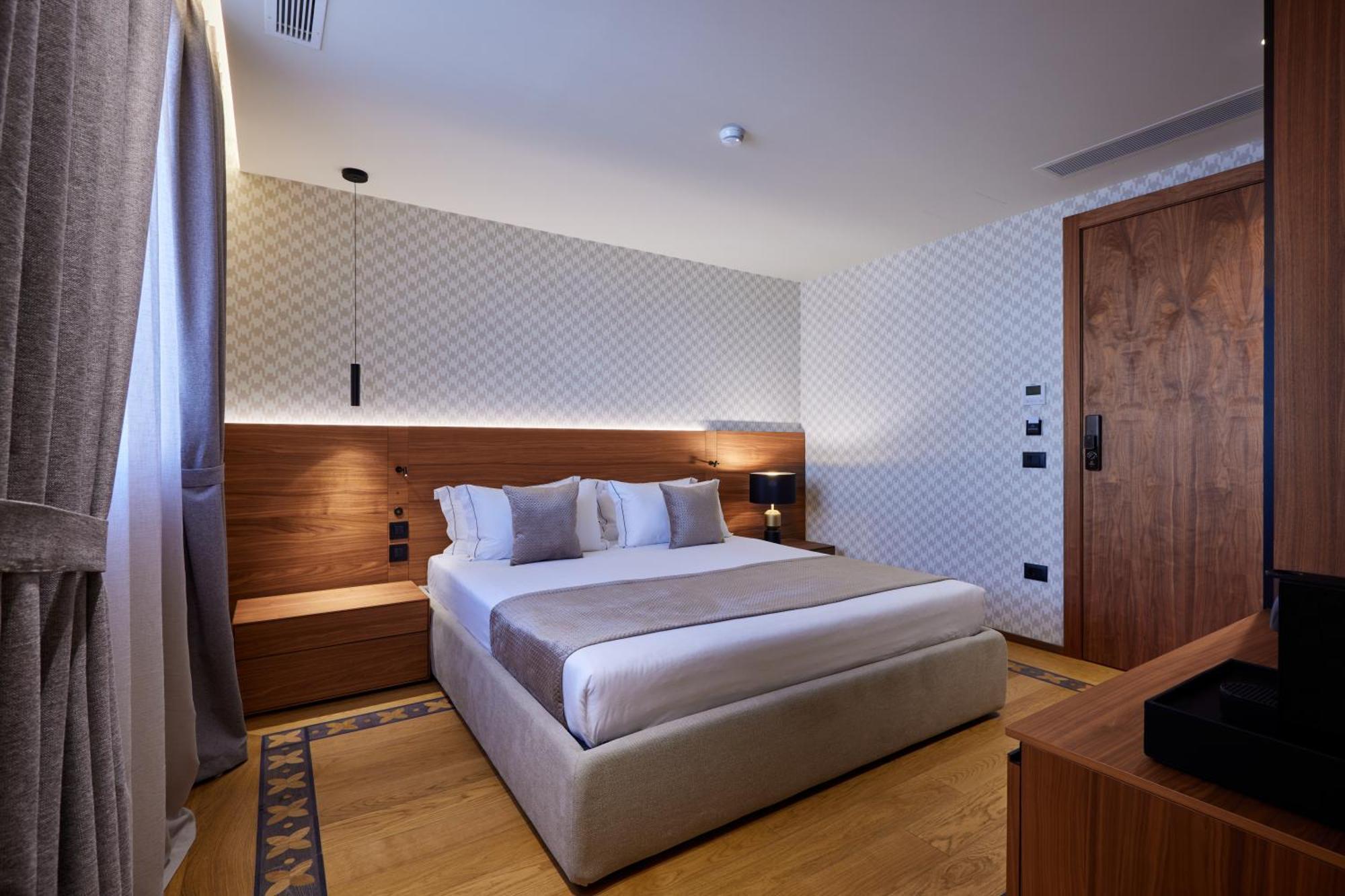 Valis Luxury Hotel Vlorë Quarto foto